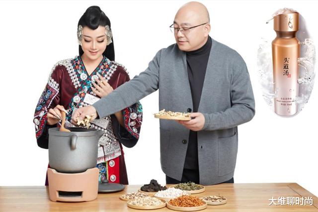 发型 真正懂时尚的人，不会只讲单纯地穿搭，妆容与发型都要兼顾