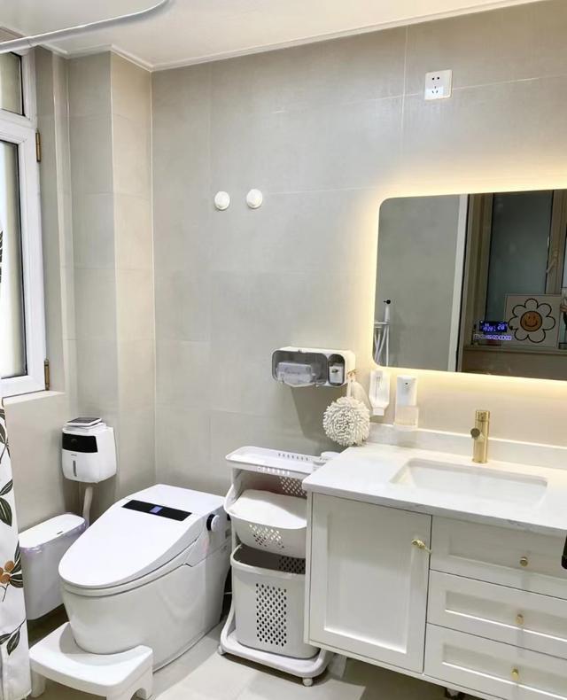 30岁独居女主拒绝“过度装修”,把74家装修得堪称教科书,超羡慕