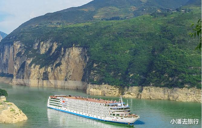马嵬驿|2022年长江上最新万吨级豪华游轮——世纪凯歌号，于7月首航