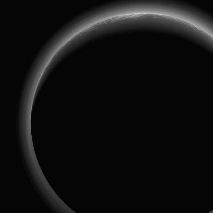 冥王星大气正在消失？是宇宙“魔法”，还是一场冰与火的游戏？