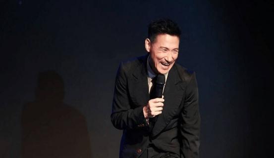 张学友|揭开明星的“遮羞布”：张学友新碟销量不到3万张，粉丝都不买单