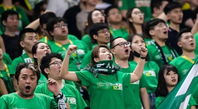 北京国安|1次签约17人！百倍薪水抢12球射手！力度超海港，国安要夺冠！