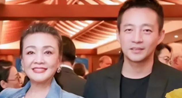 大S|大S被指在汪家当牛做马，张兰回怼：差点没吃了我，亏得咱跑得快