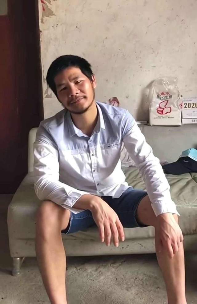 周立齐|不可能打工男周某现身夜店，对台下高喊经典语录，出场费十几万