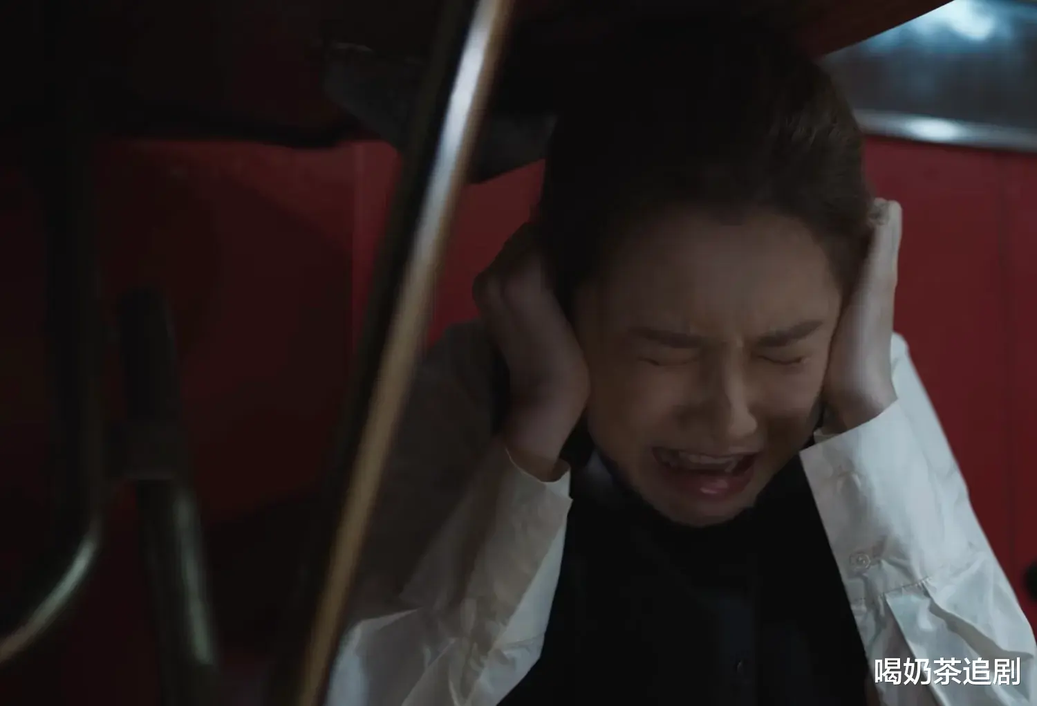 东八区的油腻先生们|欢乐颂:何悯鸿再现神操作,朱姐表示这猪队友带不动