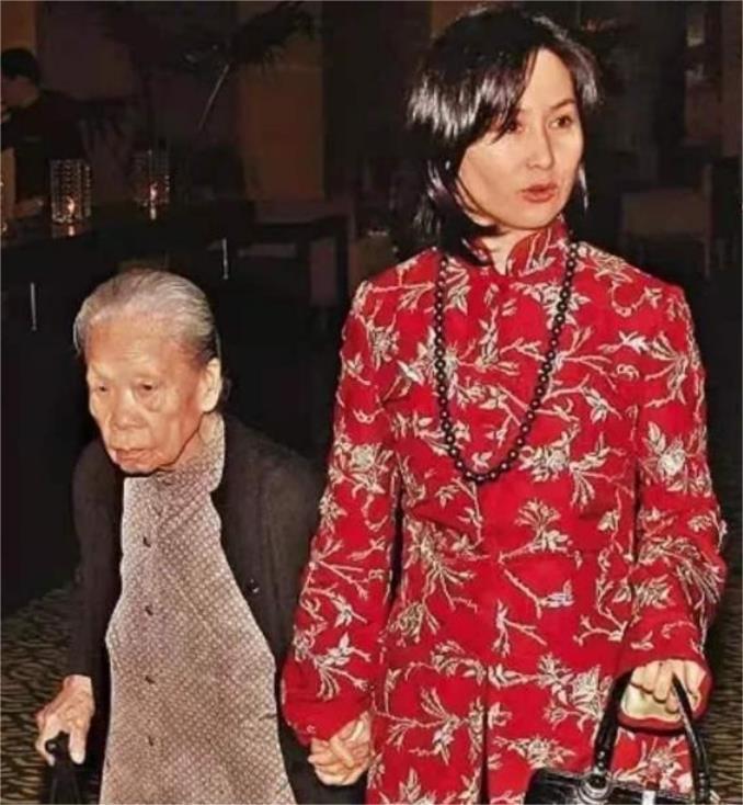 马未都曾雇过经常偷东西保姆,不拿文物,今天一瓣蒜,明天一根葱