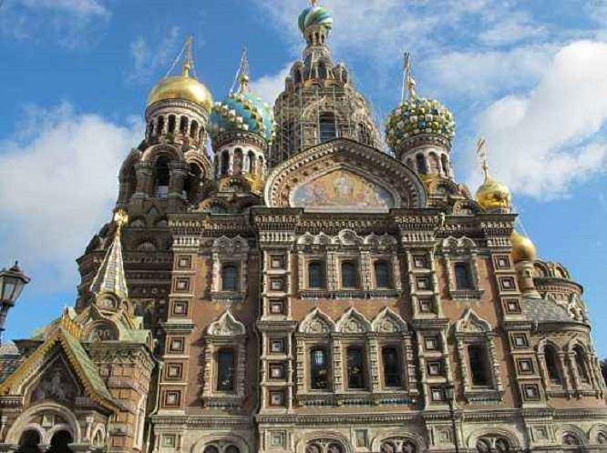 教堂|地标建筑——俄罗斯教堂，独特的建筑结构如何体现其艺术价值？