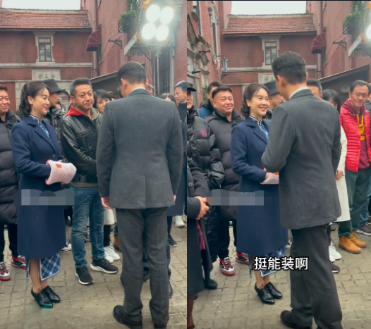 龚俊|44岁左小青现身机场被拍!被亲友围一圈好热闹,众人抢着接过行李