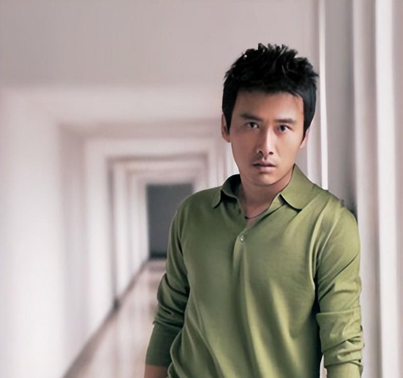 柳云龙|北影双满分学霸柳云龙:经商成功后重回娱乐圈,优秀丈夫模版