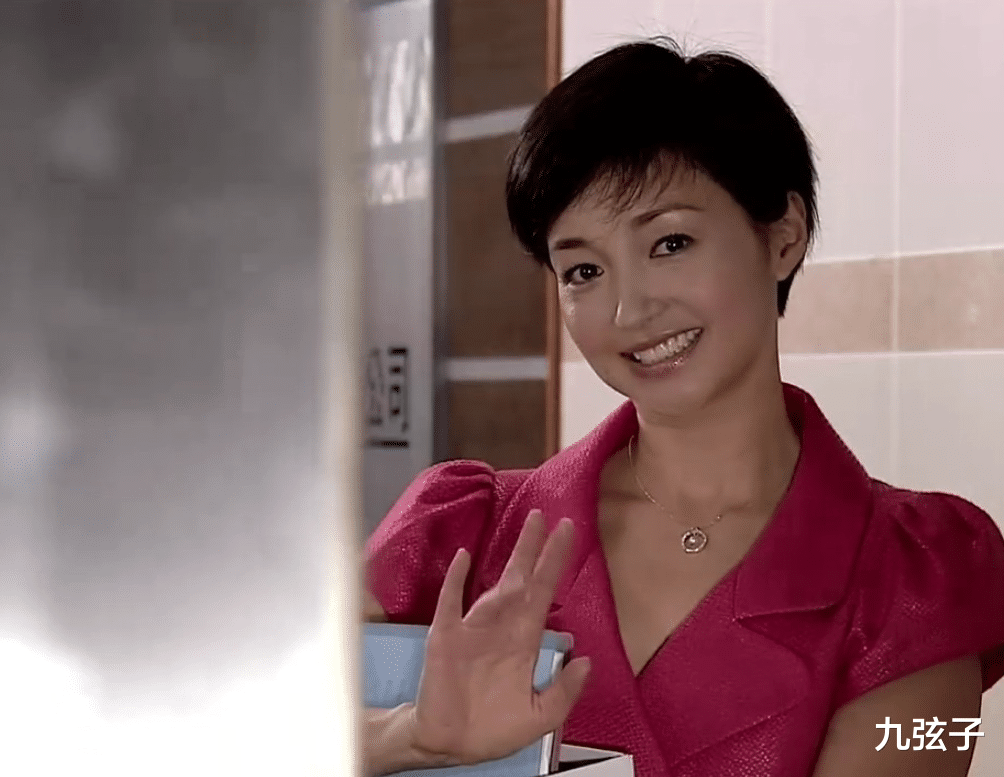 李绮红|和黎明传绯闻、夺钟汉良初吻，“小辣椒”李绮红也走到了今天