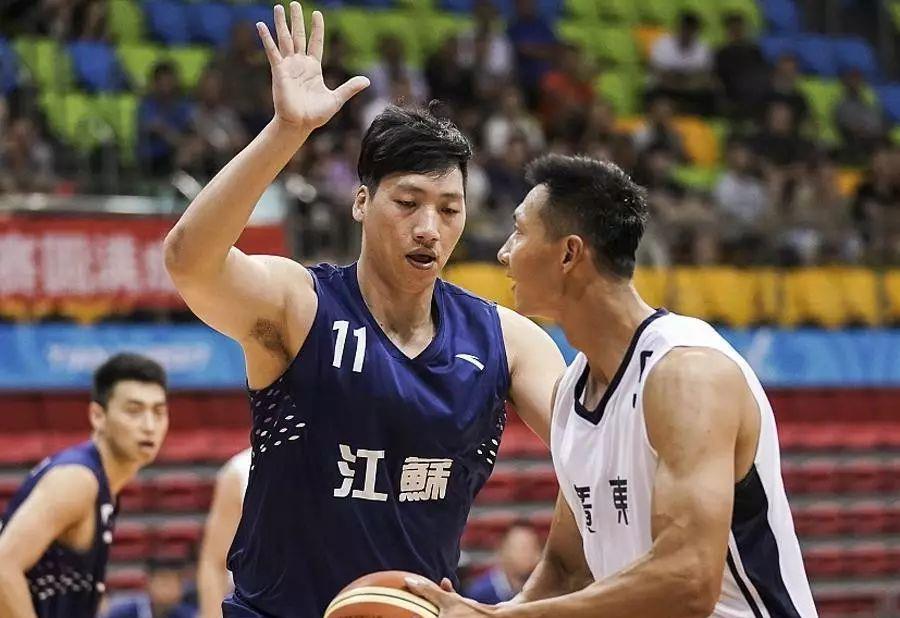 MVP|CBA成立至今一共有14位本土球员拿到过MVP，看看谁最有争议？
