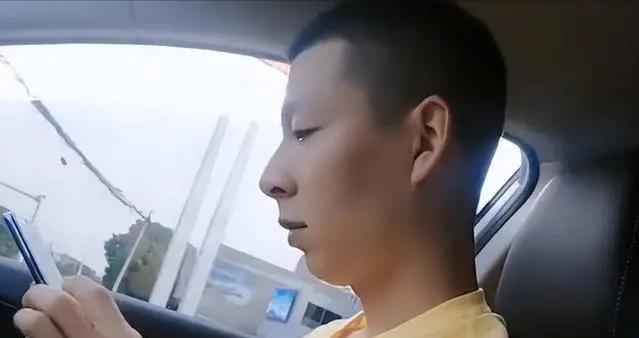 噩耗!33岁网红夫妻车祸不幸去世,只留下3个孩子哭着要爸妈