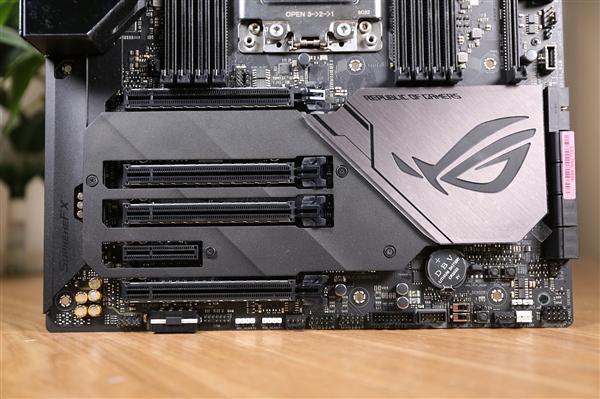 中移动|PCIe 6.0正式发布！有史以来变化最大一次：x16带宽增至256GB/s