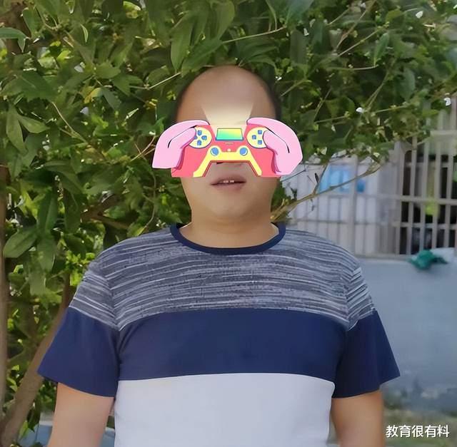胡鑫余走失迷雾重重,光头老师异常行为引质疑,家长仍在苦心寻找