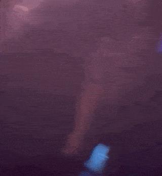 小S|小S丈夫许雅钧疑似现身酒吧，跟美女搭手臂，网友：也要婚变？