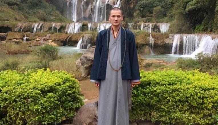 唐僧|帅过唐僧，被无数女粉丝爱慕，天生一双大耳朵的释明心为何出家