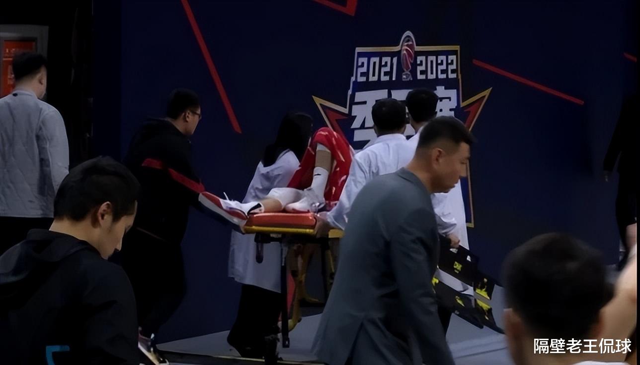 瓦伦西亚|CBA痛失观赏度！辽篮轻松备战，广厦双核赛季报销，名记狠批裁判