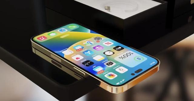 iphone 14 pro max|iPhone14ProMax开箱渲染:奢华金色,巅峰颜值,感叹号屏幕亮眼