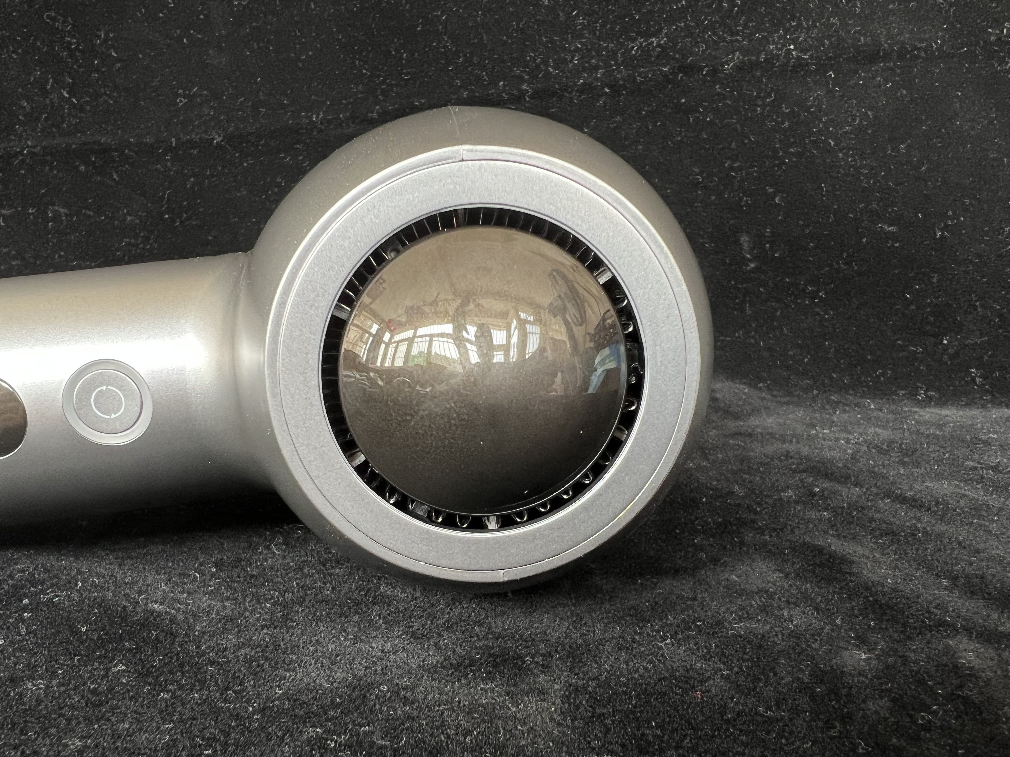 智能恒温,快干低噪,护发养发:仙如擎吹风机轻体验