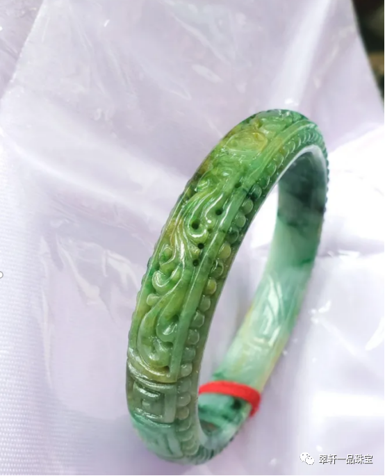 |翠轩一品-翡翠手镯款式详解以及佩戴宜忌