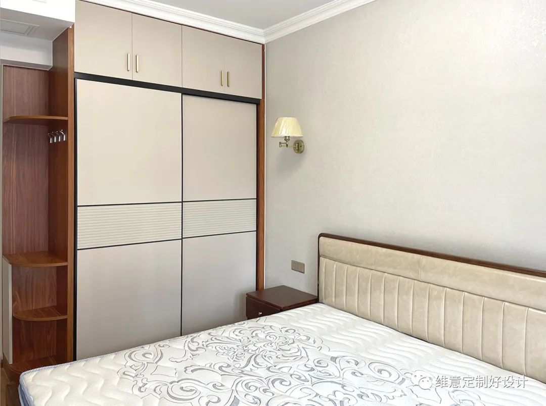 开门见厅不隔断，封阳台照样晾衣服，这家的设计实在高明！