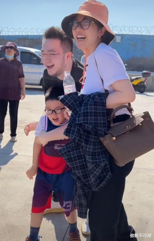 宋丹丹|宋丹丹去儿子家串门,婆媳相处堪称教科书式!