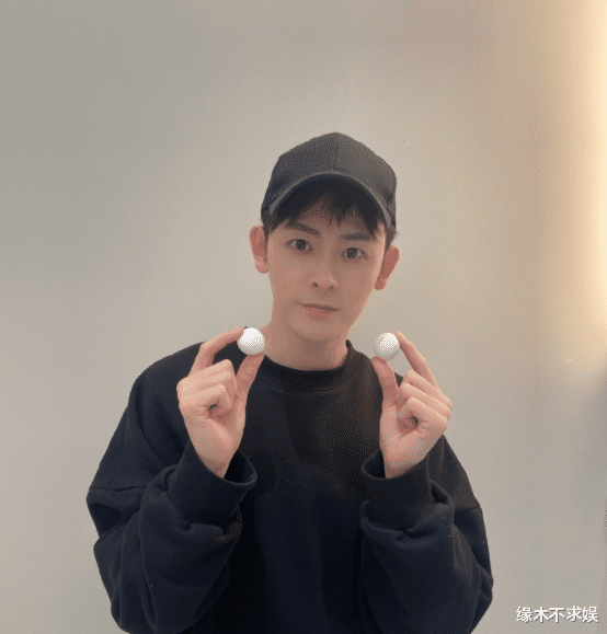 龚俊|他是龚俊校友,因《琉璃》小有名气,又和成毅合作了几次能红吗?