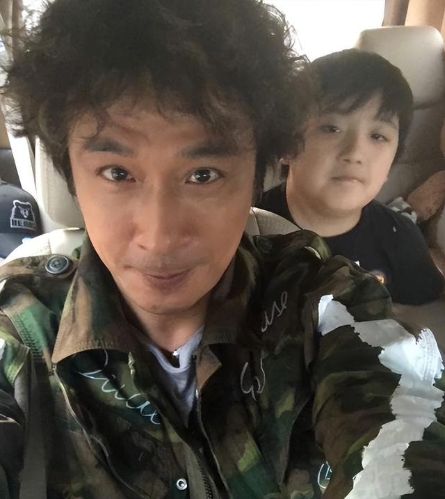 童星|幼年时灵气逼人，成年却胖成“土肥圆”，这七位发福的童星太可惜