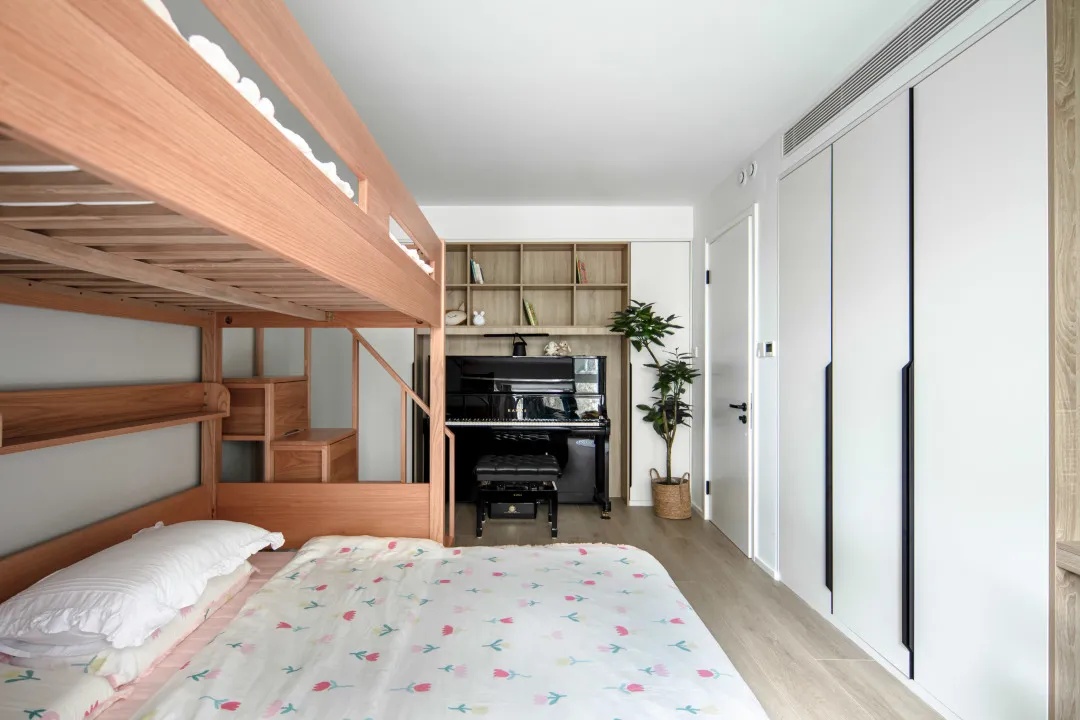 83㎡精细化改造,只挪一面墙,低成本打造一家四口的幸福温馨小家