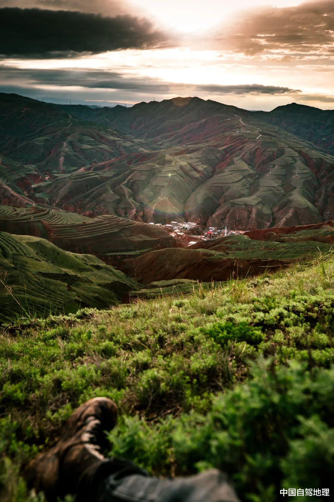 喀什|大西北近年来爆火的景观大道，有多“孤独”就有多震撼！|中国自驾地理