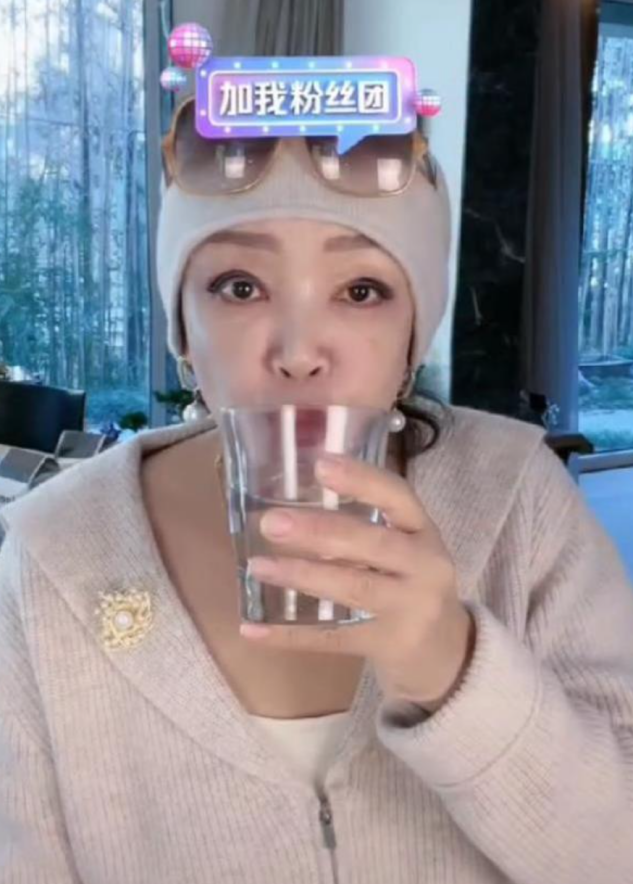 明星|明星感染众生相,岳云鹏头痛欲裂爱放气,杨丽萍确诊仍固执表演