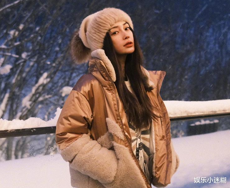 黄晓明|黄晓明新恋情？坐搂47岁女总裁，贴脸拥抱举止亲密，baby疑回应