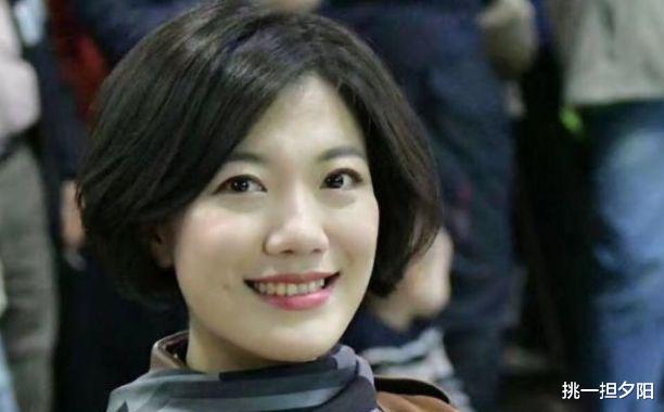 星光大道|曾是《星光大道》冠军,春晚压轴与李谷一合唱,今沦落街头卖唱!