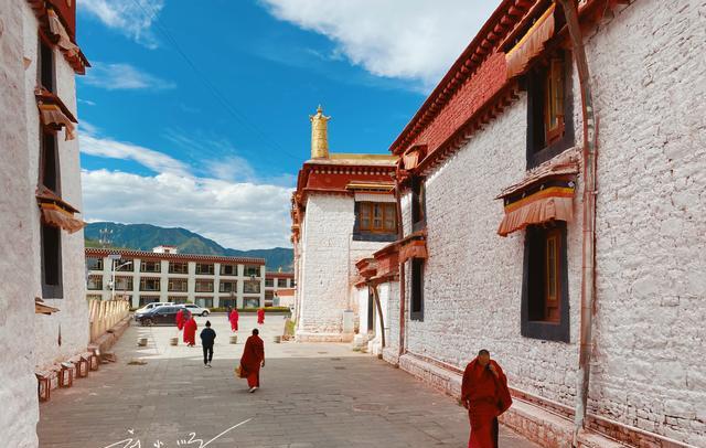 西藏|西藏自治区有个“高原小重庆”，三江在这里交汇，还是西藏东大门