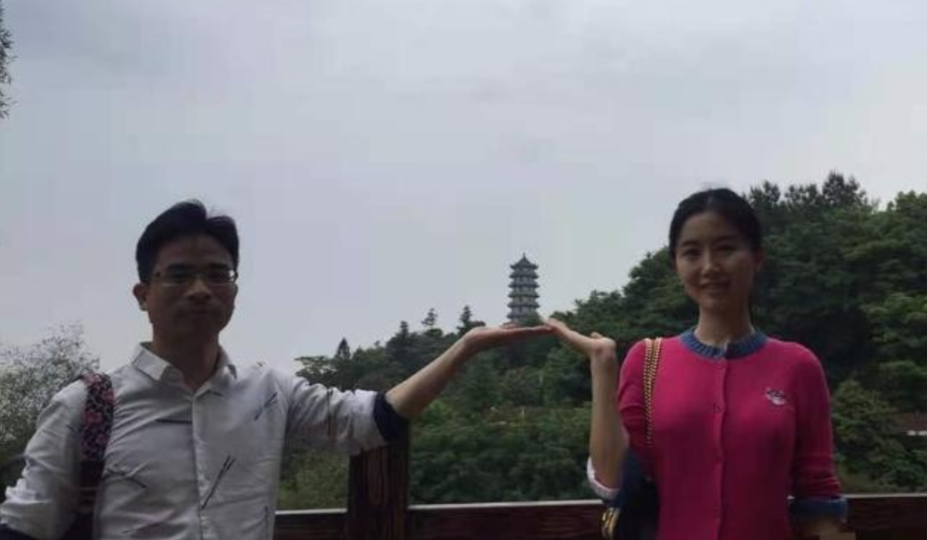 翟欣欣|5年前隐瞒情史骗婚1300万,逼死前夫,翟欣欣如今得到报应了吗?