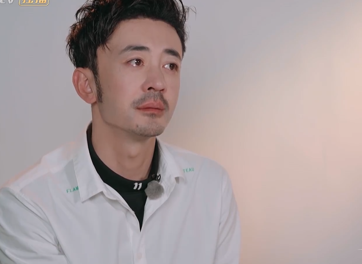 李雅男|蒋菲菲李雅男高调秀恩爱！穿情侣装拍甜蜜合照，两人为孩子已复合