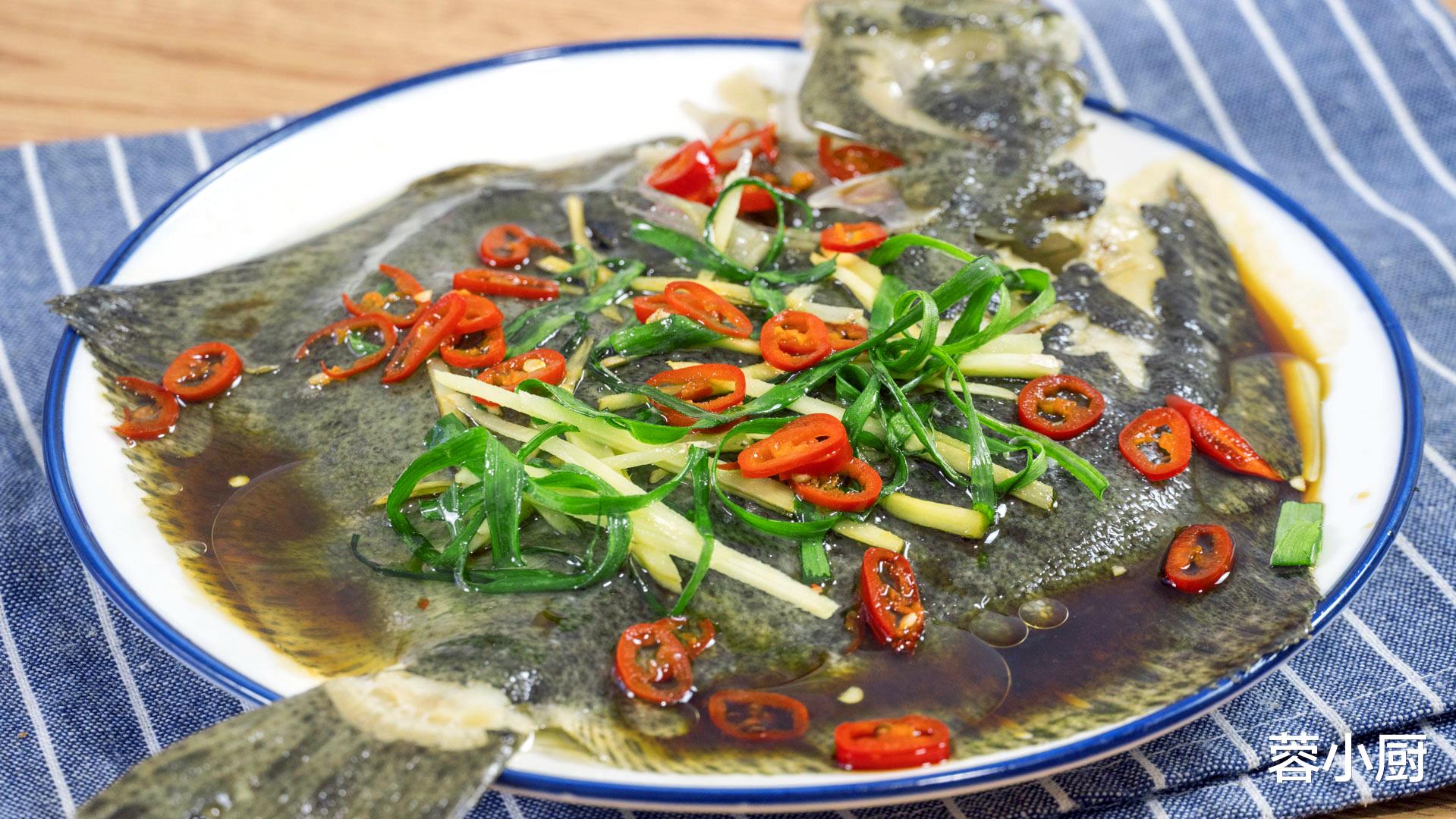 冬季牙齿娇嫩，建议多吃“3红3白2绿”，缓解敏感，无惧冷热酸甜