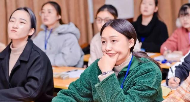 教师|“非师范生不得从教”的呼声渐高,教育部回应,师范生可以放心了