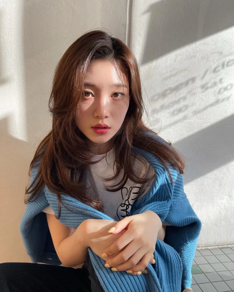 刘海 2022热门刘海发型趋势,时髦减龄让气质加分!