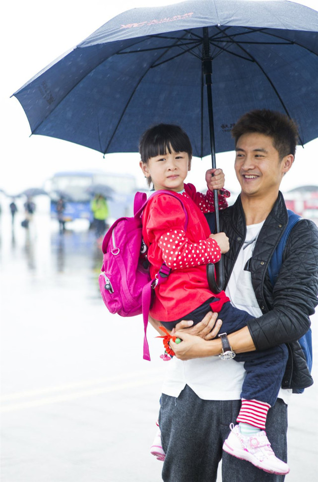 网球|田亮女儿网球首秀告捷,14岁1米7?肌肉发达,期望通过网球选好大学