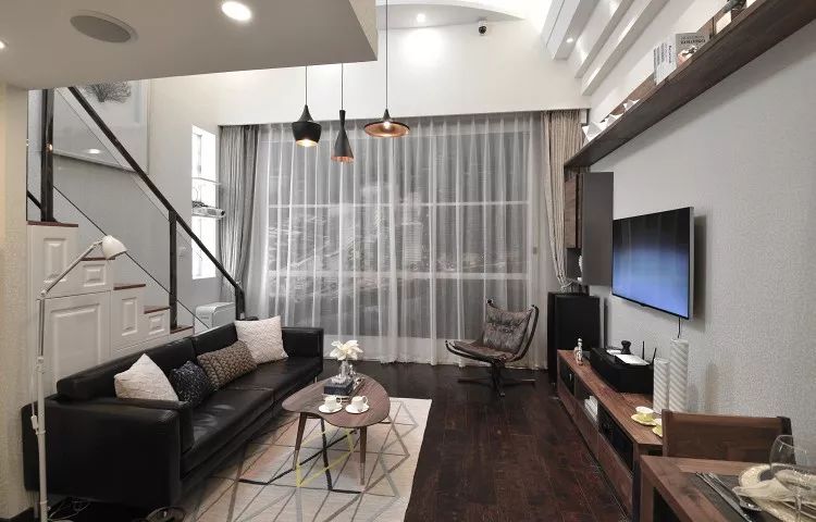 好喜欢舒适又实用的小户型客厅设计,你家也可以这样做