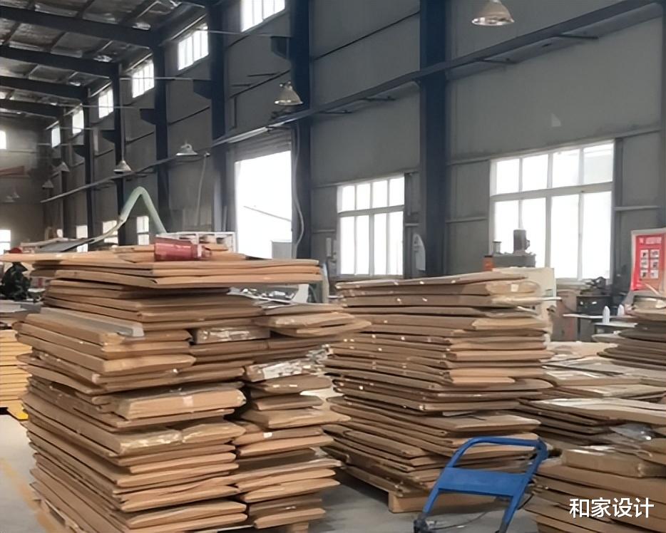 定制衣柜的6条建议!多花几百元预算,多用十年你的柜子都不会坏