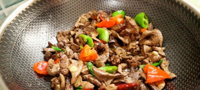 入夏后，建议多吃5菜3果，富含天然高叶酸，中老年人更要懂得吃