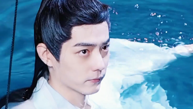 肖战|玉骨遥:肖战临场发挥的一段戏,意外成全剧经典,导演直呼选对人