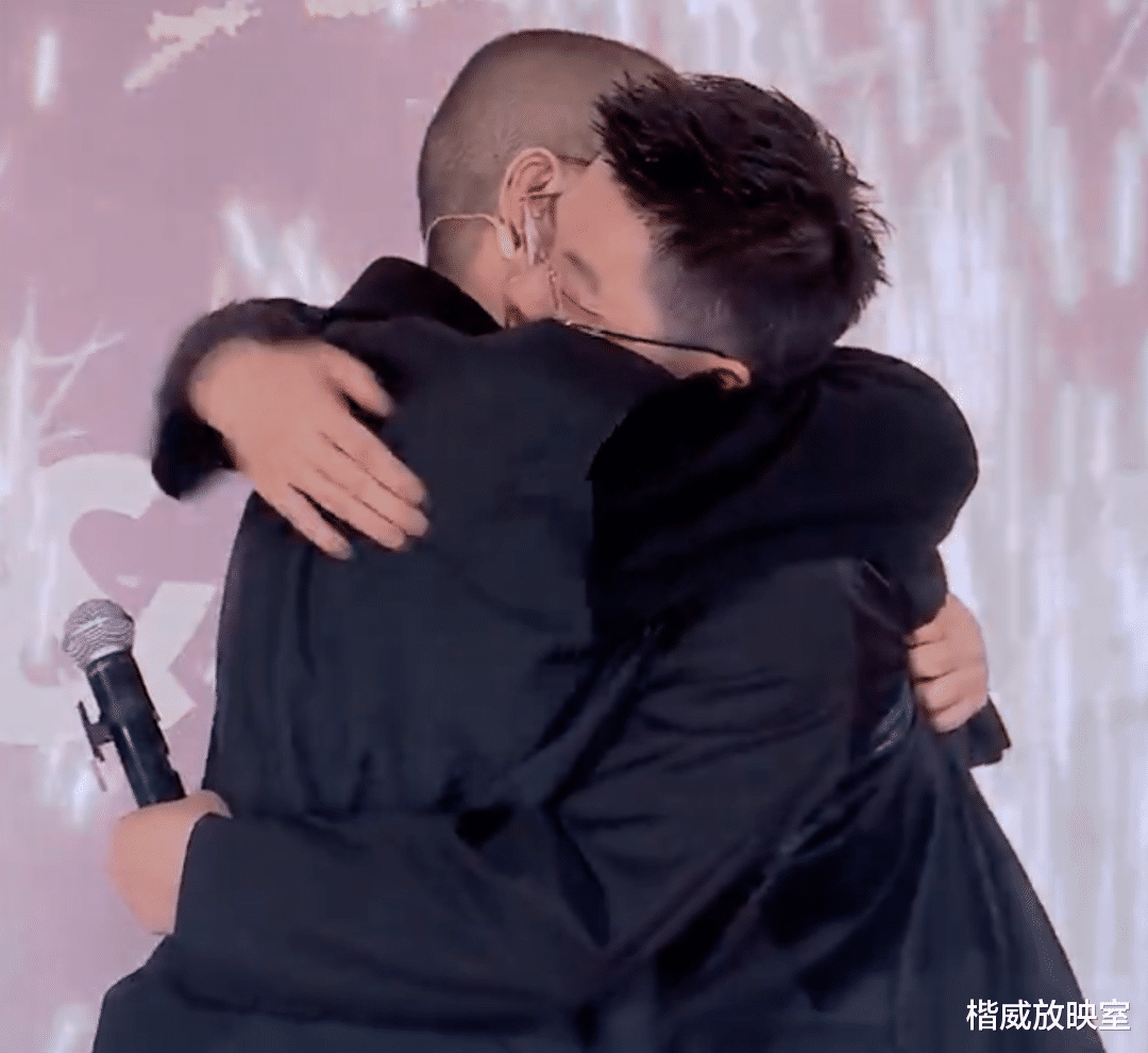 何炅|盘点一下2022年追过的那些综艺和真人秀，还是更喜欢语言类和人文访谈类节目