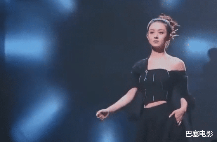 陈志朋|有一种做作叫明星走秀，千奇百怪、扭捏好笑，蔡少芬陈志朋在干嘛