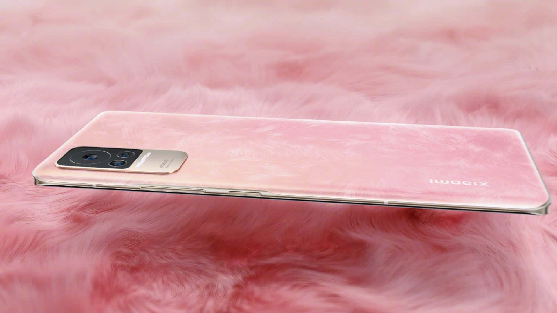 ssd|现在情人节送礼，你可以光明正大考虑智能手机