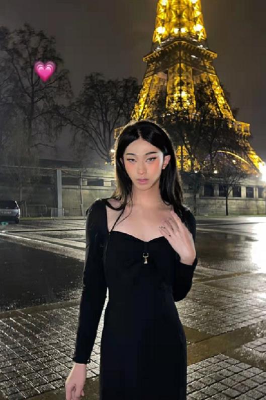 伊能静|伊能静儿子穿女装，裸上身妩媚妖娆，眼神勾人比妈妈还有女人味