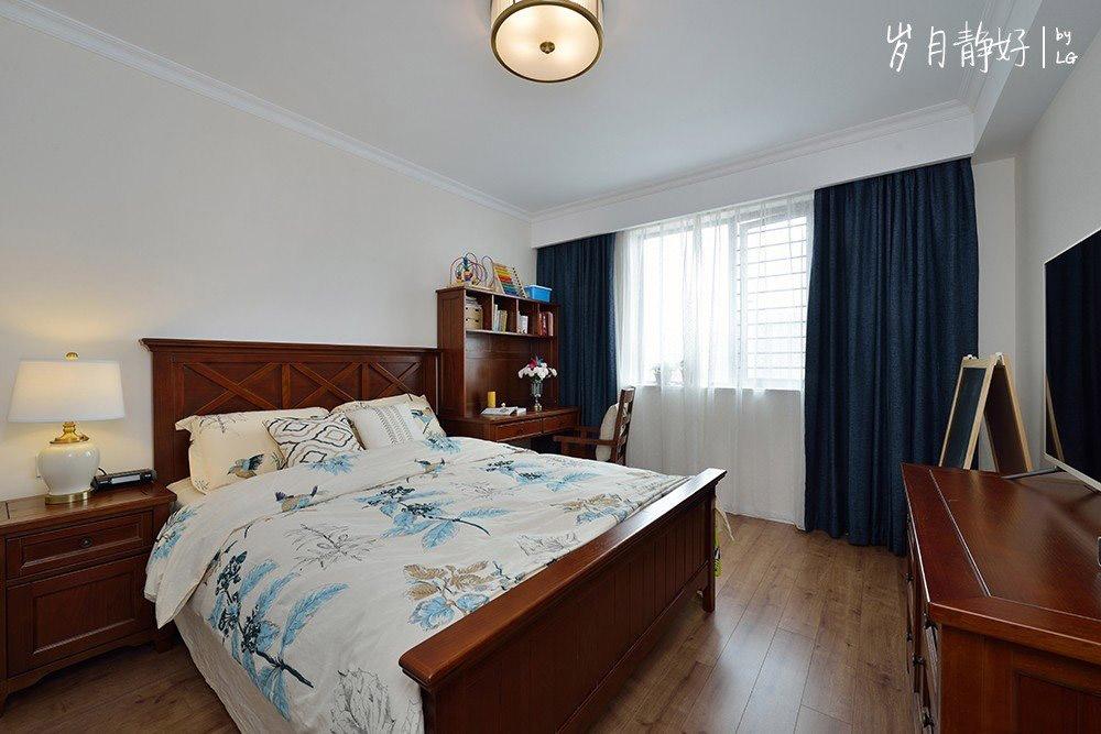 辛苦一年的房子终于装修好了,非常简约漂亮,可惜半年后才能入住