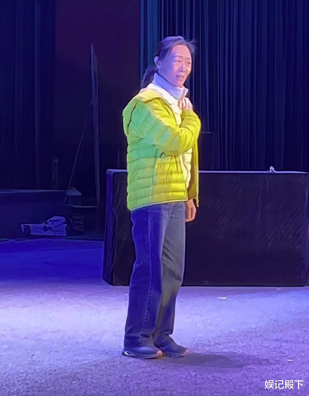 吴琼|六十岁吴琼老到认不出,脸颊凹陷皱纹横生,模样似枯瘦老人!